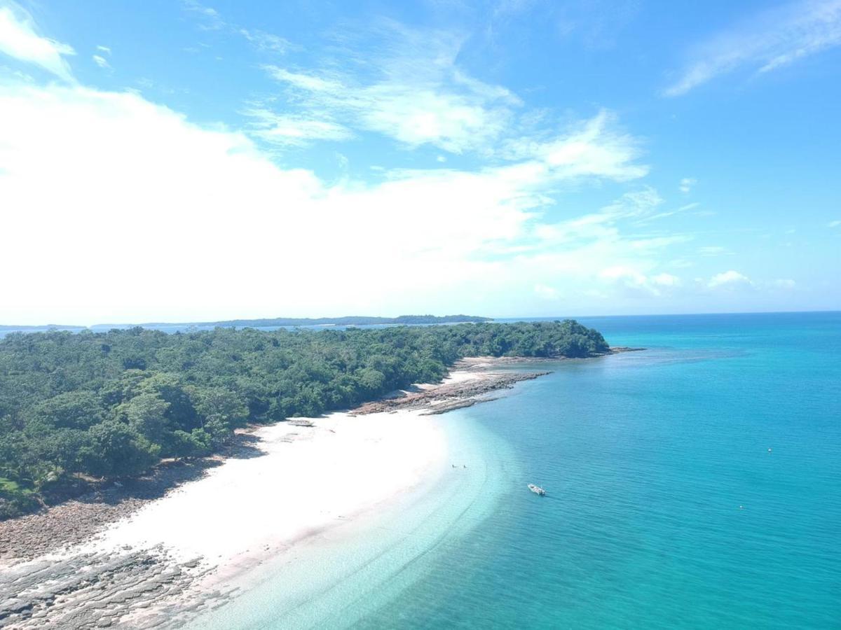 Sonny Island Resort Cabanas Frente Al Mar Punta Bajo Rico 外观 照片