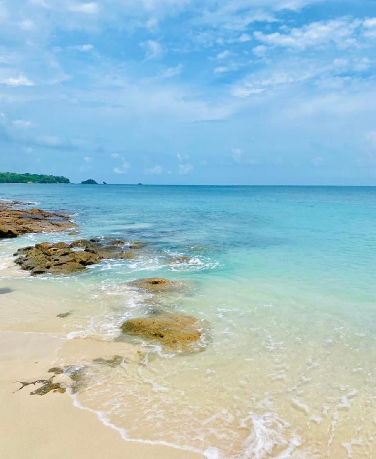 Sonny Island Resort Cabanas Frente Al Mar Punta Bajo Rico 外观 照片