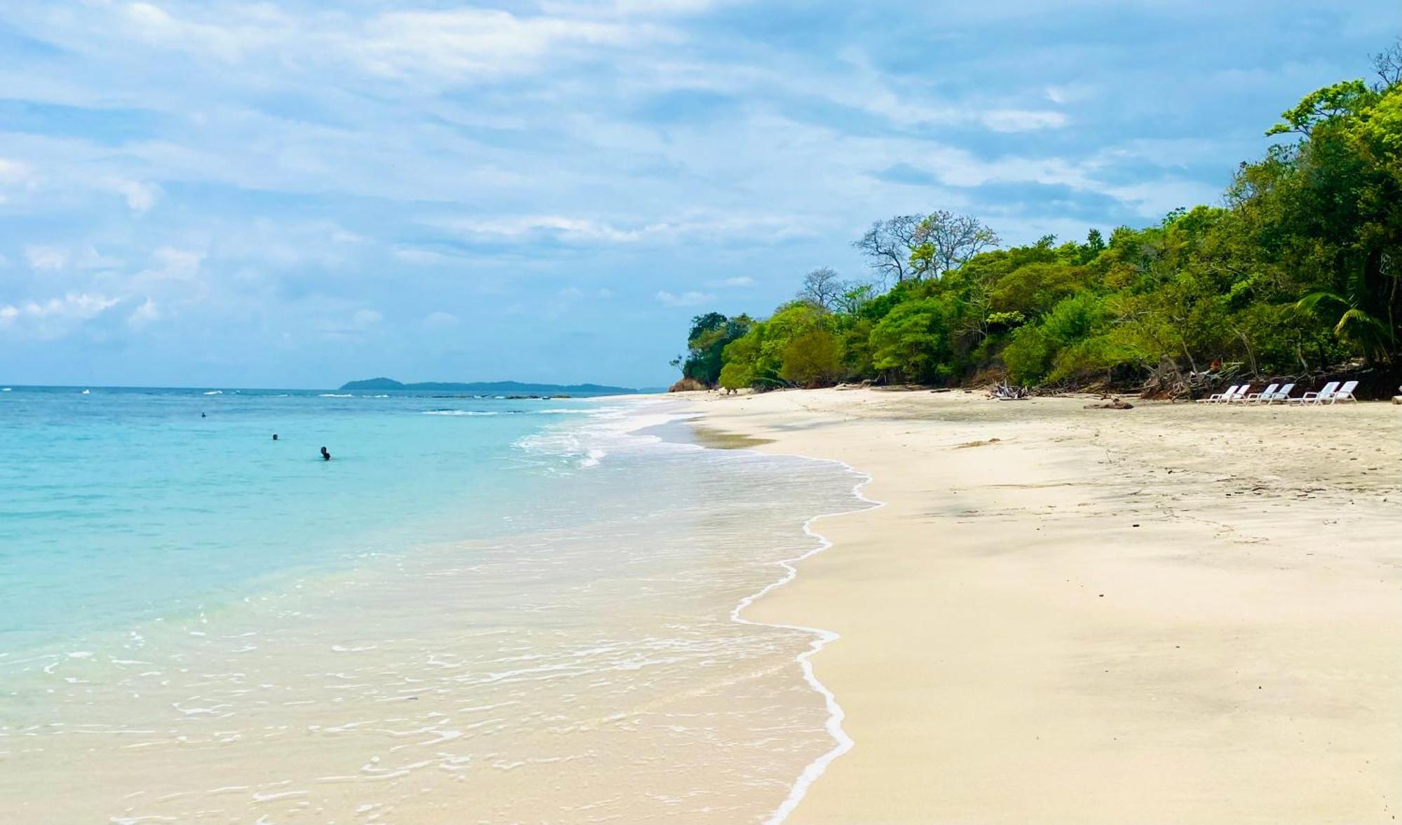 Sonny Island Resort Cabanas Frente Al Mar Punta Bajo Rico 外观 照片