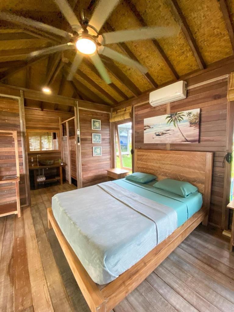 Sonny Island Resort Cabanas Frente Al Mar Punta Bajo Rico 外观 照片