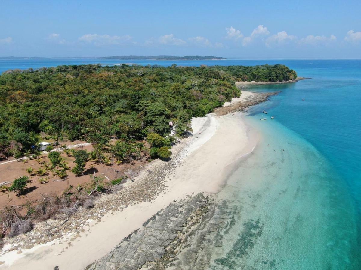 Sonny Island Resort Cabanas Frente Al Mar Punta Bajo Rico 外观 照片