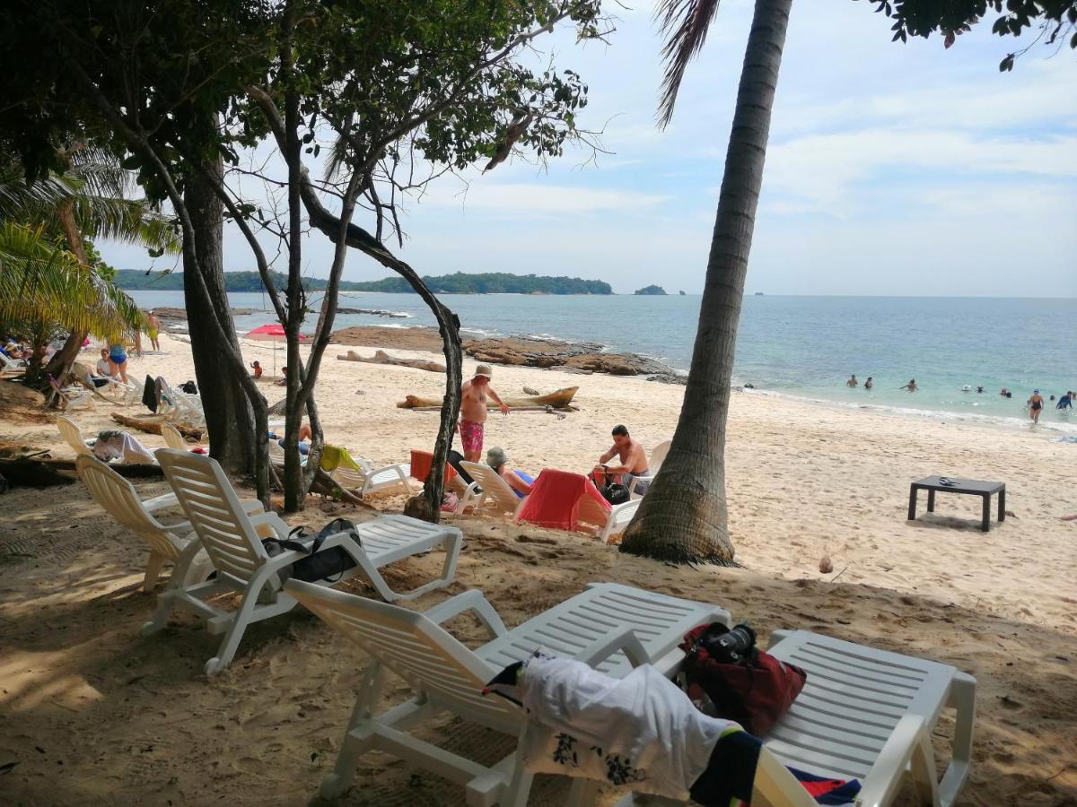 Sonny Island Resort Cabanas Frente Al Mar Punta Bajo Rico 外观 照片