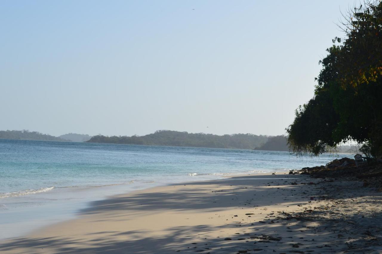 Sonny Island Resort Cabanas Frente Al Mar Punta Bajo Rico 外观 照片