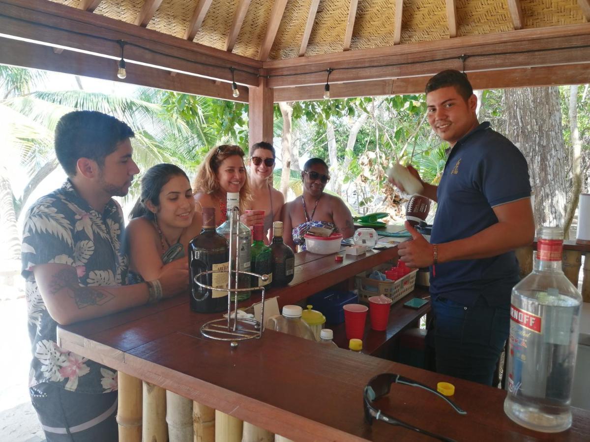 Sonny Island Resort Cabanas Frente Al Mar Punta Bajo Rico 外观 照片