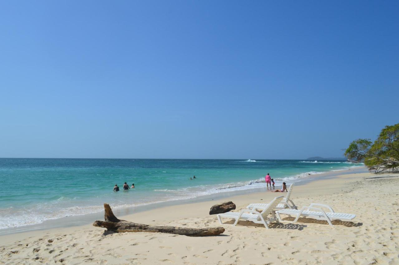 Sonny Island Resort Cabanas Frente Al Mar Punta Bajo Rico 外观 照片