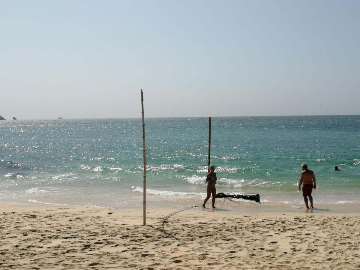 Sonny Island Resort Cabanas Frente Al Mar Punta Bajo Rico 外观 照片